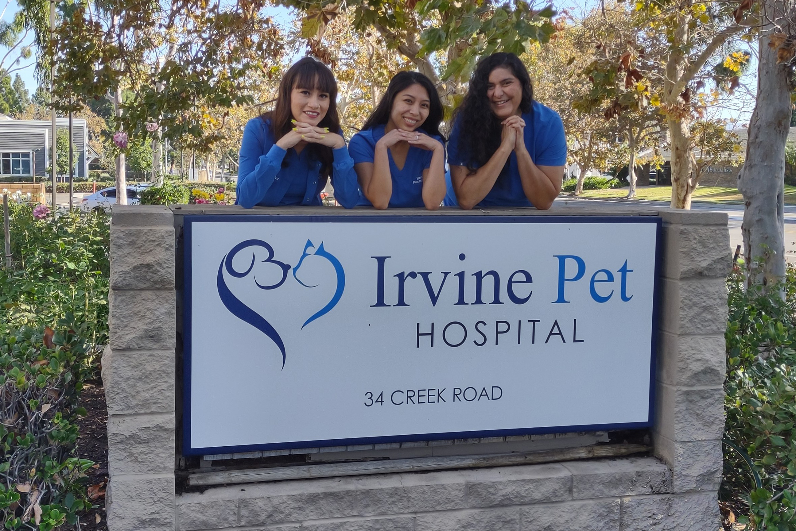 Irvine pet hospital | Reception team